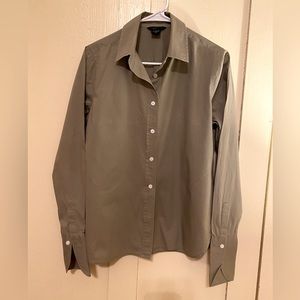 Moda Women’s button down with french cuffs